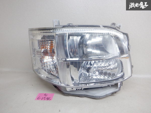 トヨタ 純正 200系 ハイエース 3型 中期 HID ヘッドランプ ヘッド