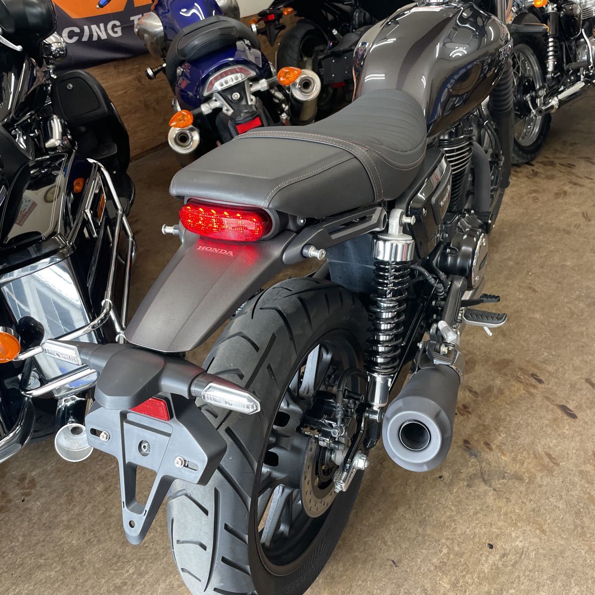 まー出品 トヨタ ランドクルーザー250 2.8 ZX ディーゼルターボ 4WD(2737572038