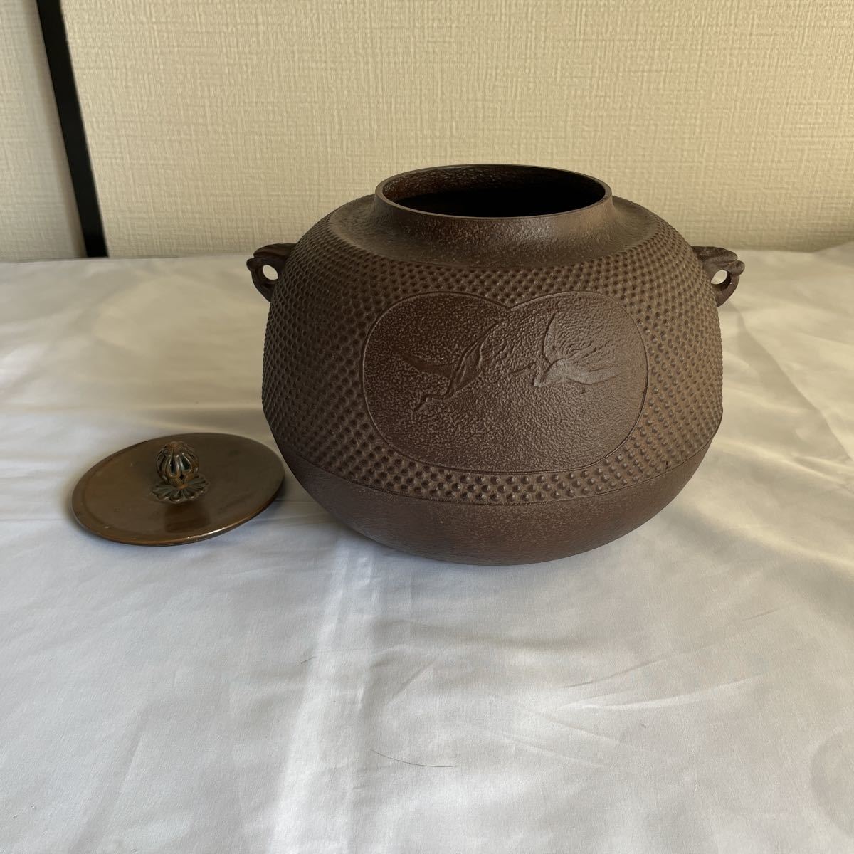 茶道具 鉄瓶 風炉釜 鉄釜 鋳物 骨董品 古美術 鉄 真鍮 茶道具 茶釜 鉄瓶 鉄製 鉄釜 鉄器 丸釜 風炉釜 アンティーク レトロ
