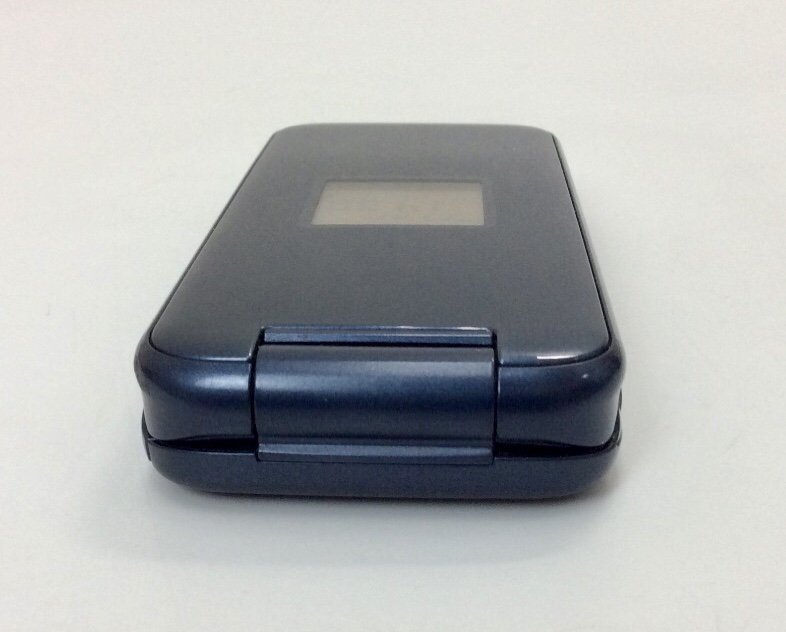 中古美品】docomo ドコモ らくらくホン F-01M ネイビー 初期化済 SIM