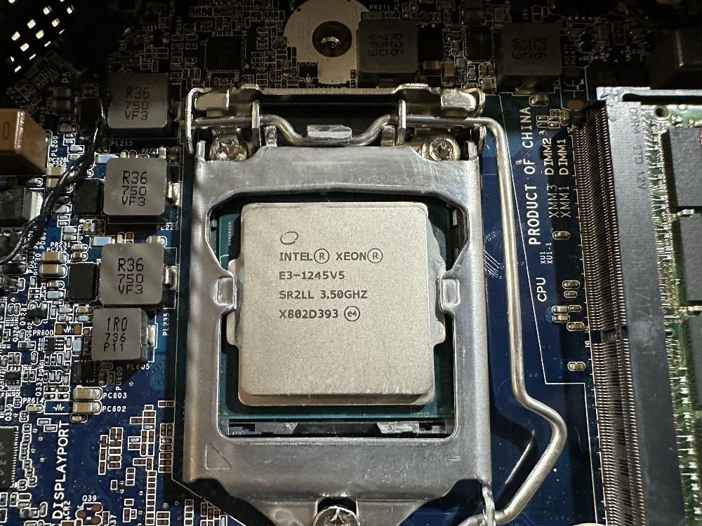 225 〇 HP Z2 Mini G3 Workstation TPC-F098-DM Intel R Xeon R E3-1245 v5 ...