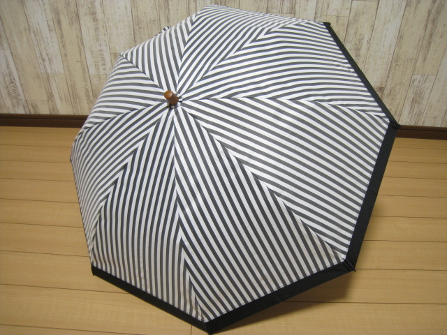 ○サンバリア100 折りたたみ 日傘○USED 完全遮光 遮熱 UVカット