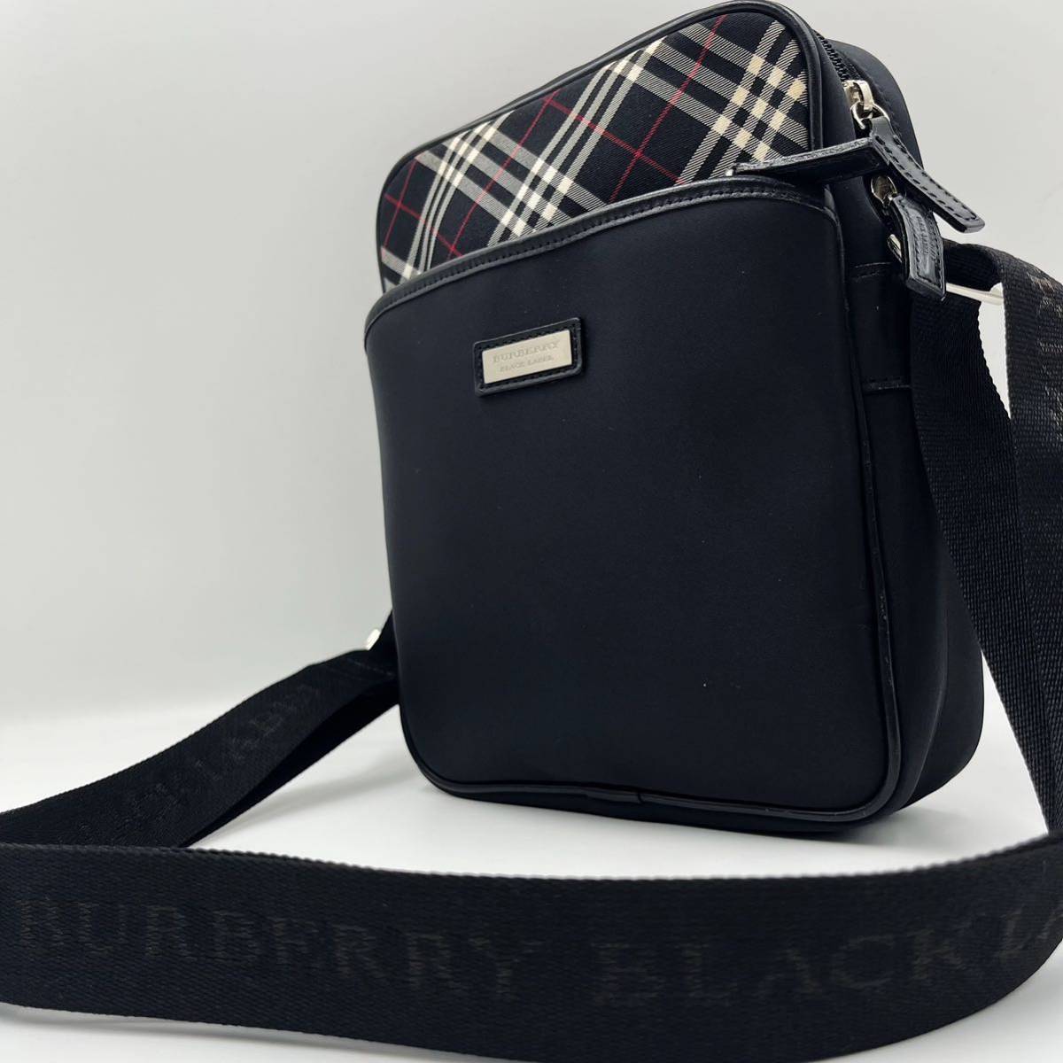 美品】バーバリーブラックレーベル ショルダーバッグ サコッシュ