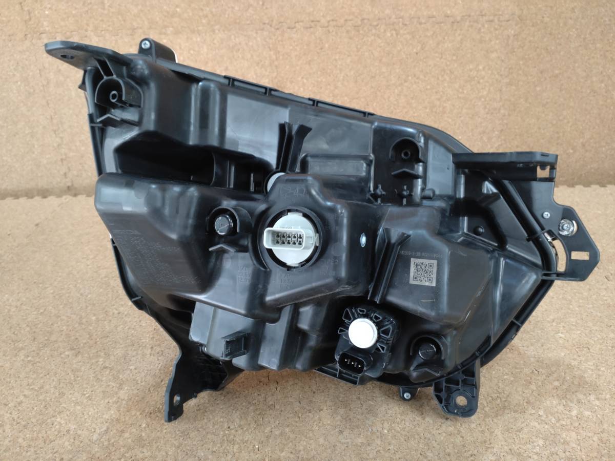 ホンダ N-BOX カスタム JF3 JF4 左ヘッドライト LED STANLEY