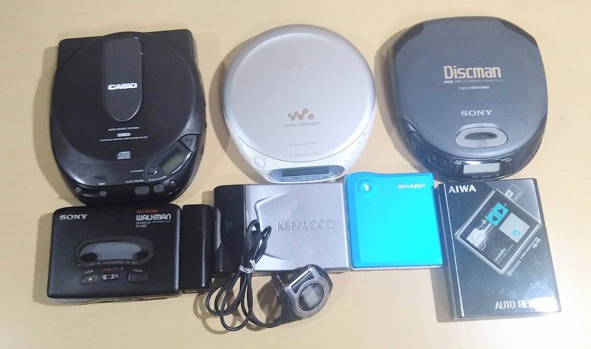 ポータブルプレーヤー色々（ジャンク） ポータブルMDレコーダー 3台