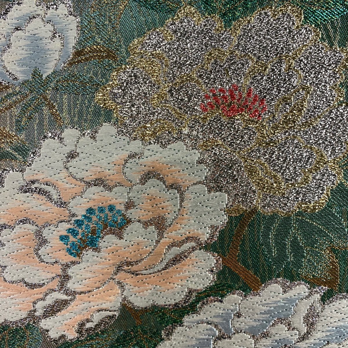 袋帯 美品 秀品 牡丹 よろけ縞 唐織 箔 緑 六通 正絹 【中古】 | OSIR 