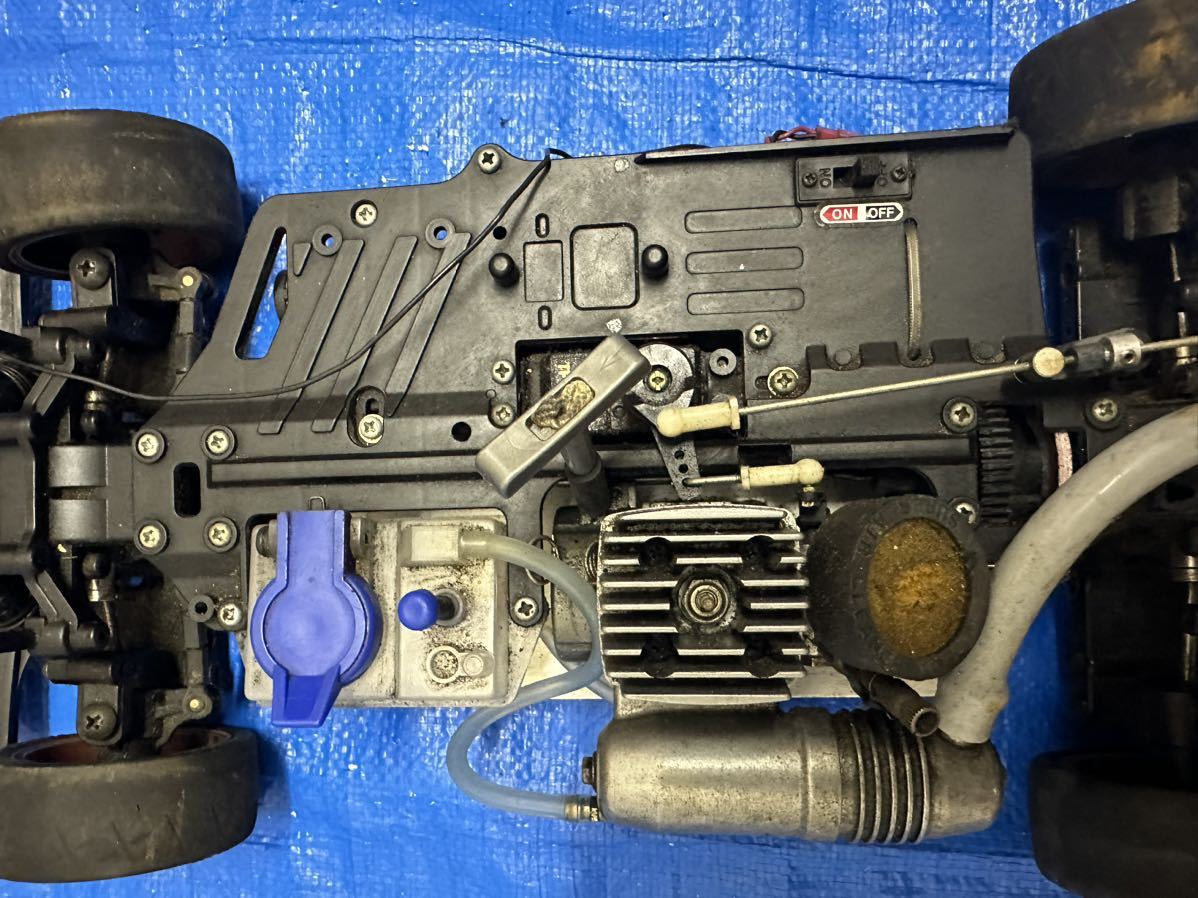 Yahoo!オークション - ジャンク品 メーカー不明 エンジン ラジコンカー