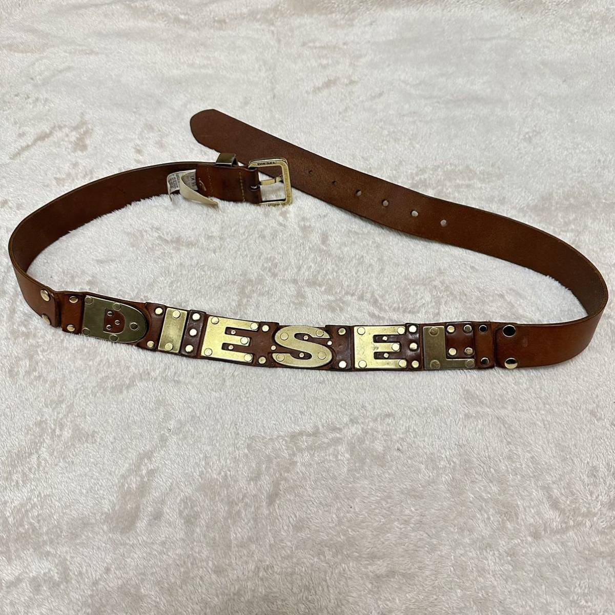 DIESEL ディーゼル 本革 牛革 レザー スタッズ 巨大ロゴ バックロゴ
