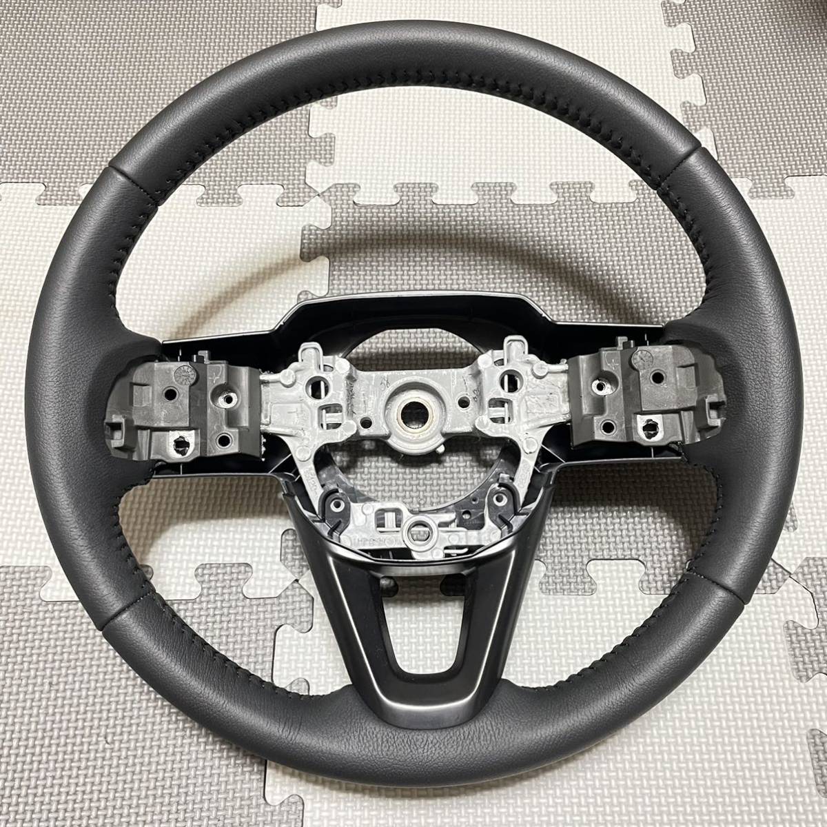 MOMO モモ ハンドル マツダ 純正オプション FC3S RX-7 中古品