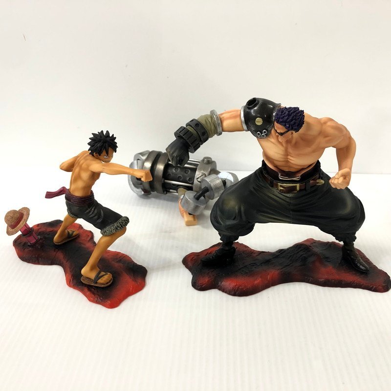 TEI【現状渡し品】 ワンピース プライズ品フィギュア ルフィ ゾロ