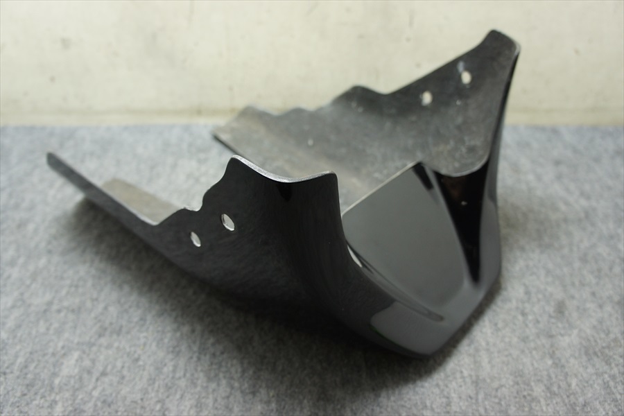 ヤマハ Vmax1200用　アンダーカウル新品です KAMUY様専用 Vmax 1200 ヤマハ Vmax1200用 アンダーカウル新品です