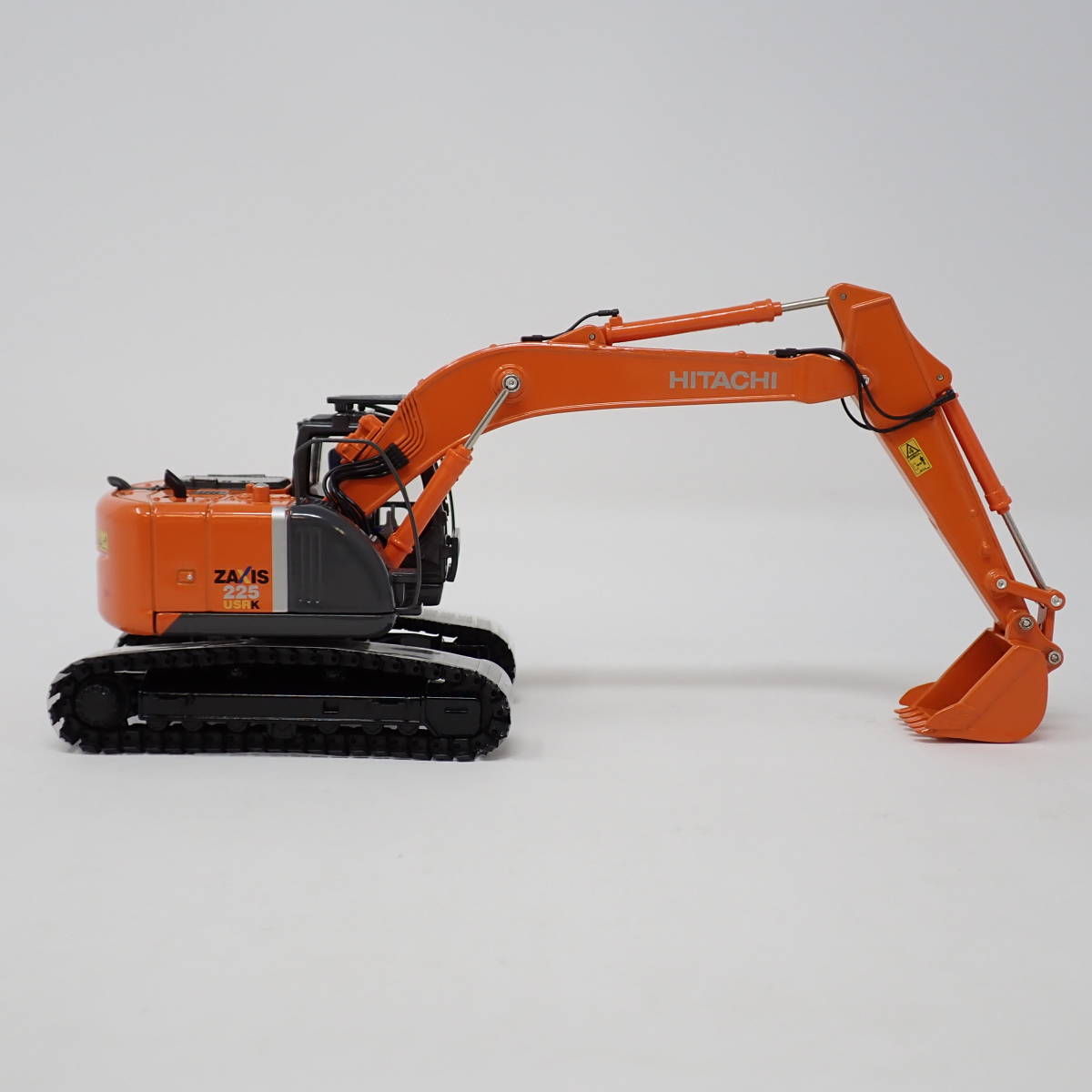 1/50 日立 HITACHI ZAXIS 225 USRK 0 ZAXIS 1⁄50 Excavator Hydraulic