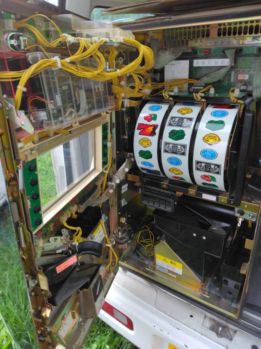 パチスロ 実機 大都技研 4号機 押忍 番長 10段階式設定ロム 5セント仕様