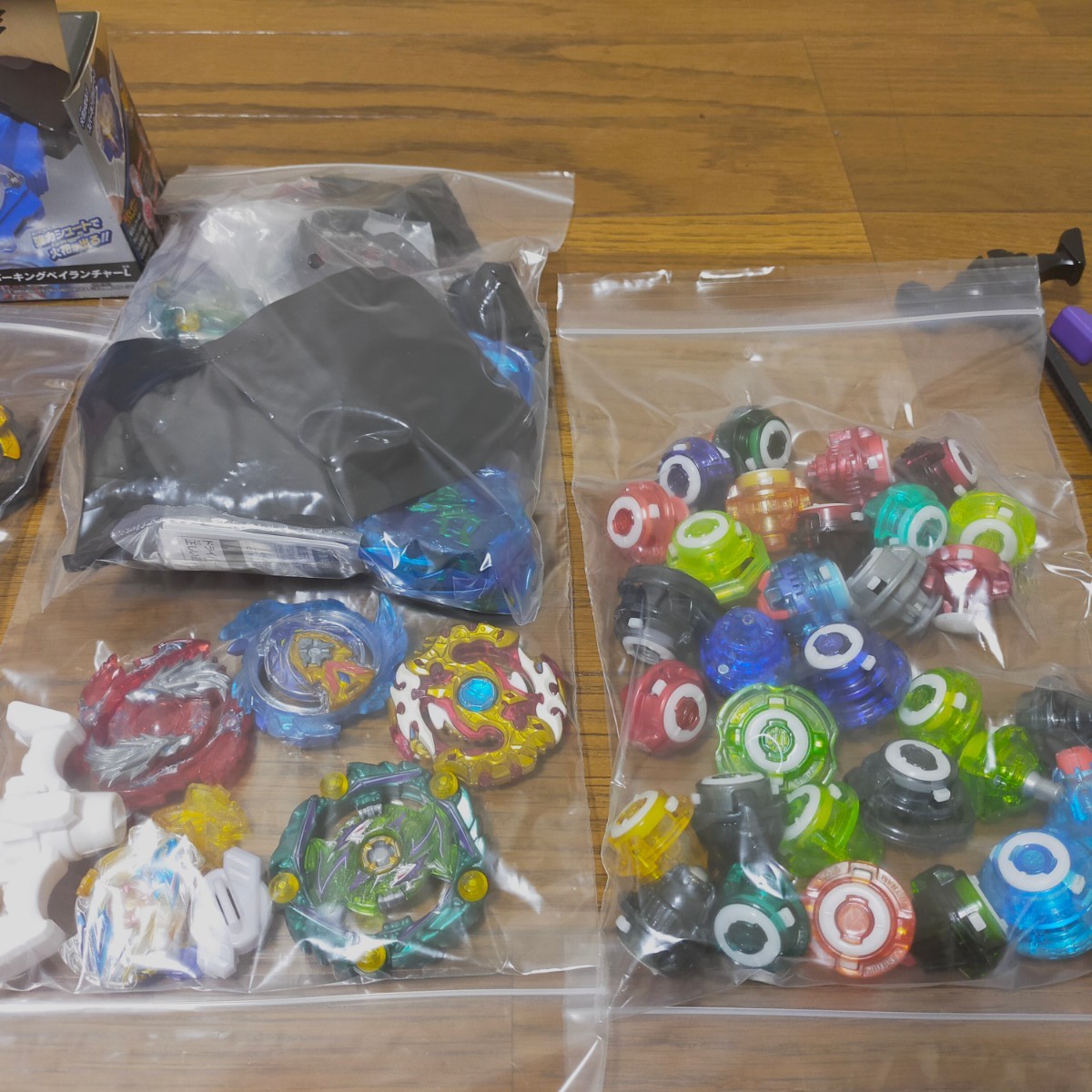 ベイブレードバースト 神〜DBまで色々セット 未使用あり 断捨離出品