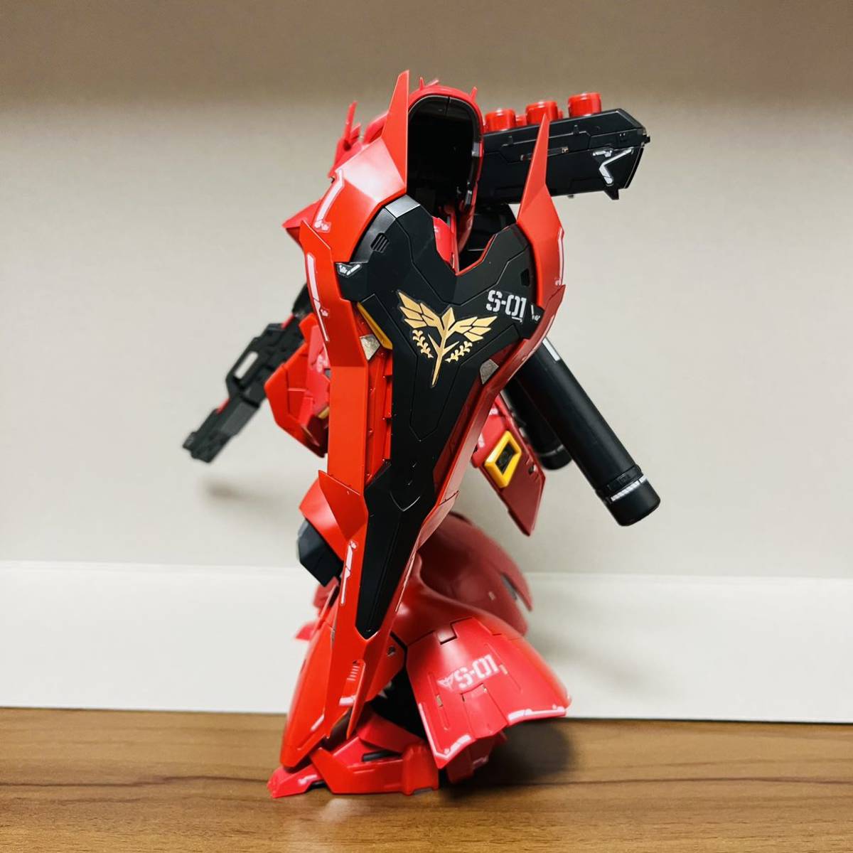 1円 完成品 バンダイ ガンプラ 1/144 RG MSN-04 サザビー 機動戦士