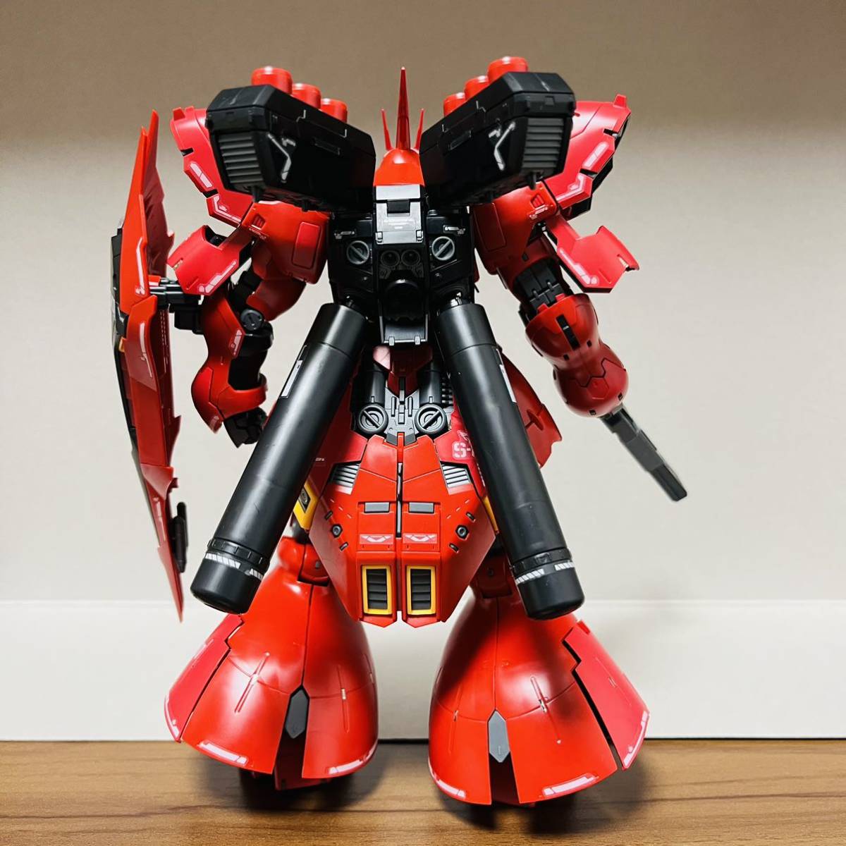 1円 完成品 バンダイ ガンプラ 1/144 RG MSN-04 サザビー 機動戦士