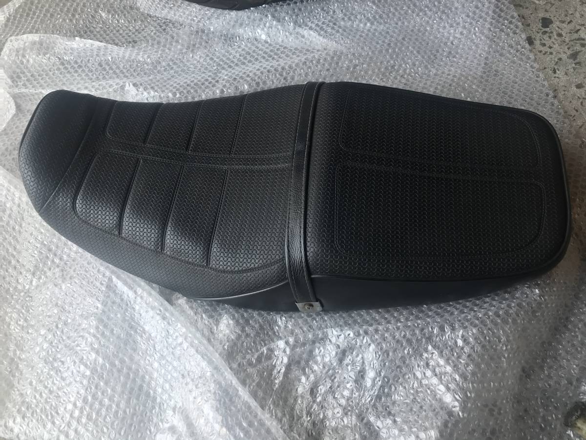 ゼファー400χ シート他