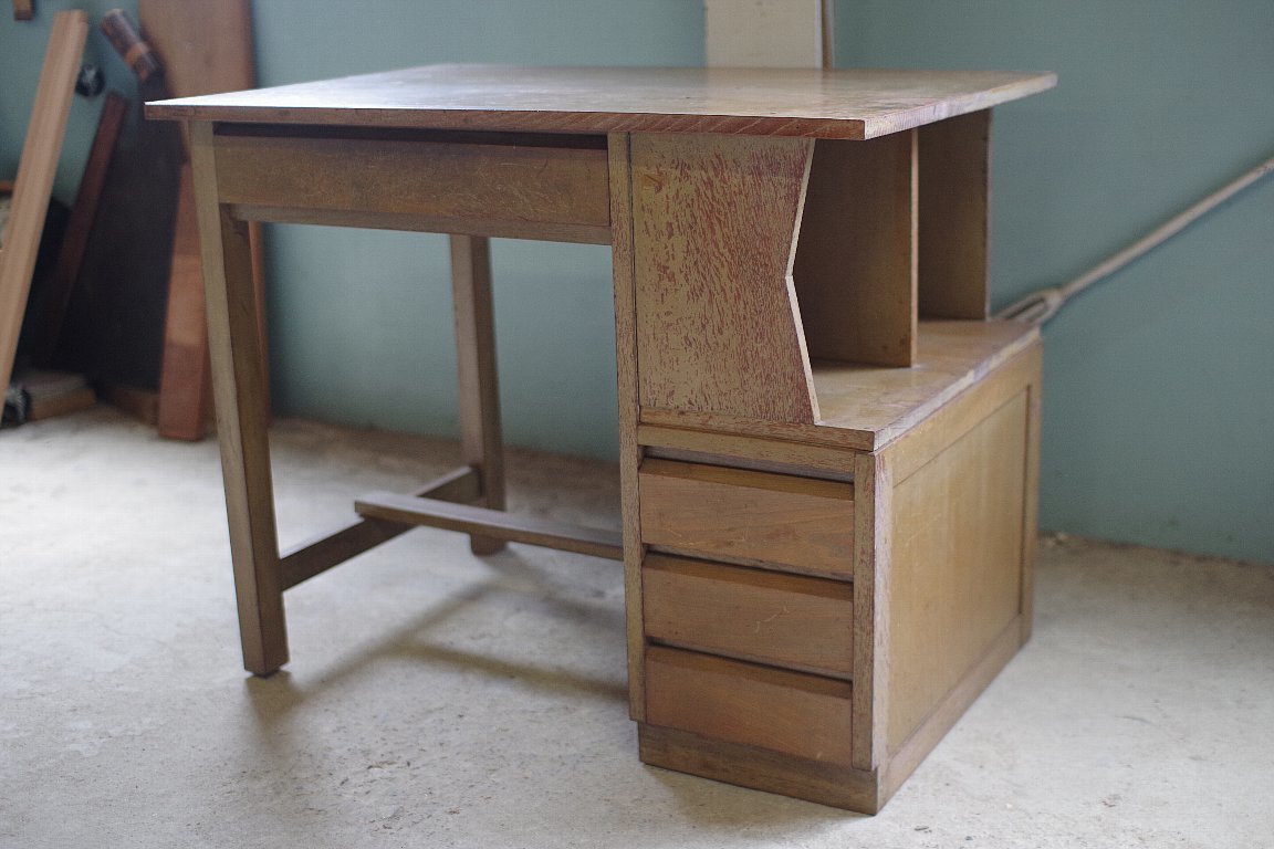 Kanaeさま 昭和レトロ片袖机　学習机　勉強机 昭和レトロ 片袖机 勉強机