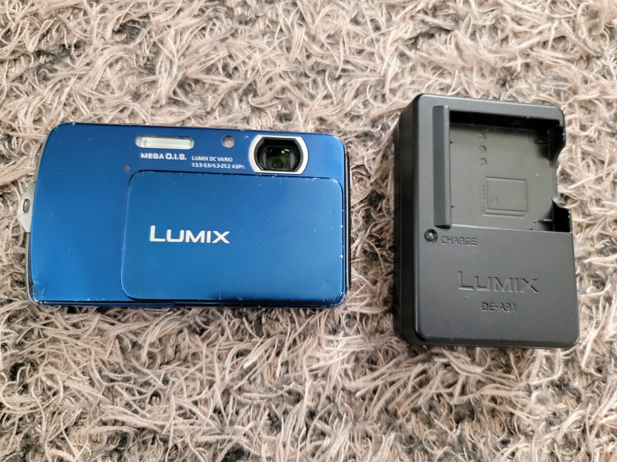 中古 Panasonic パナソニック LUMIX ルミックス DMC-FP7 コンパクト 