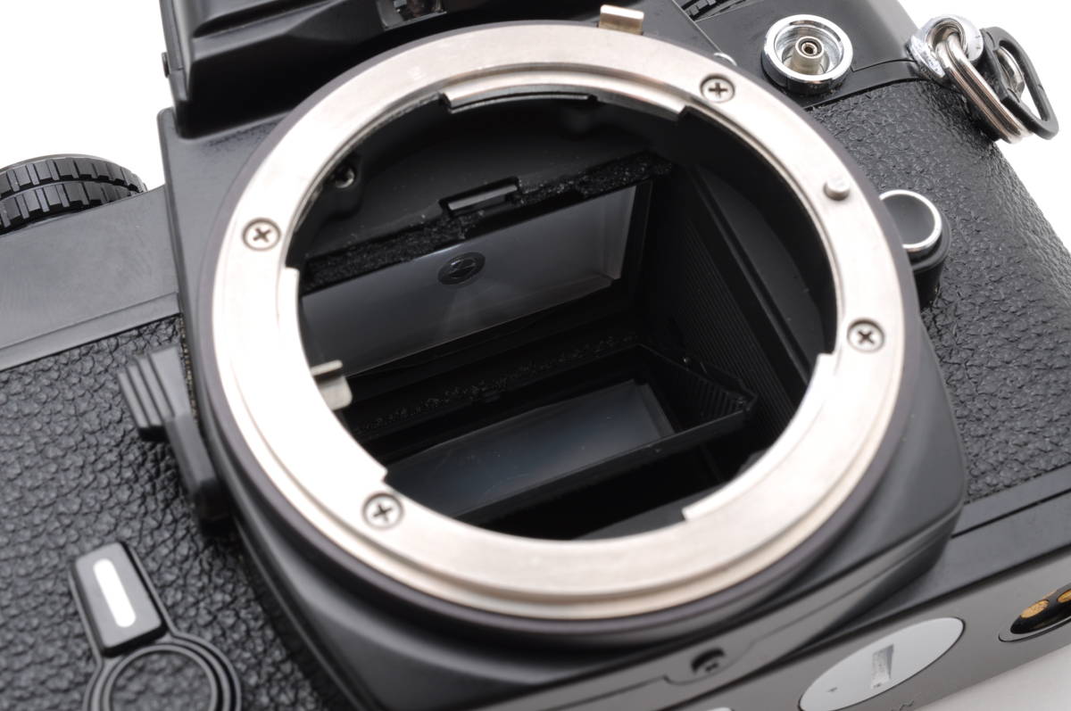 動作品 ニコン Nikon FE ボディ 黒 ブラック MF 一眼レフ フィルム