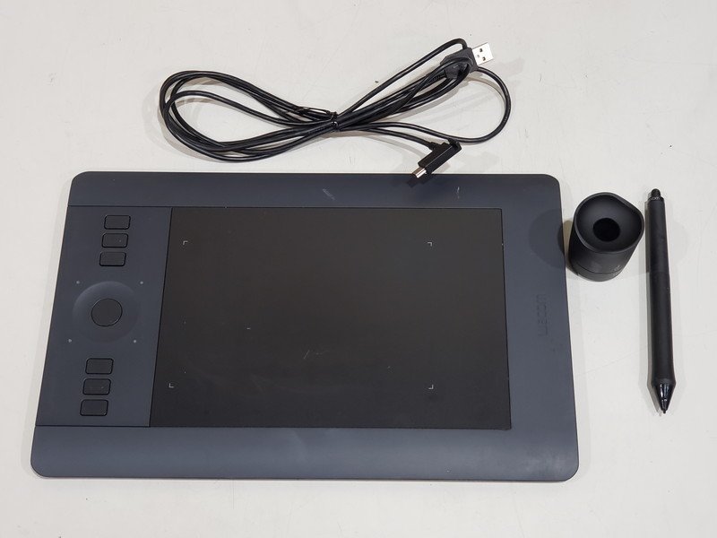 Intuos ペンタブレット Wacom ワコム small WACOM(ワコム) ⁄ Small