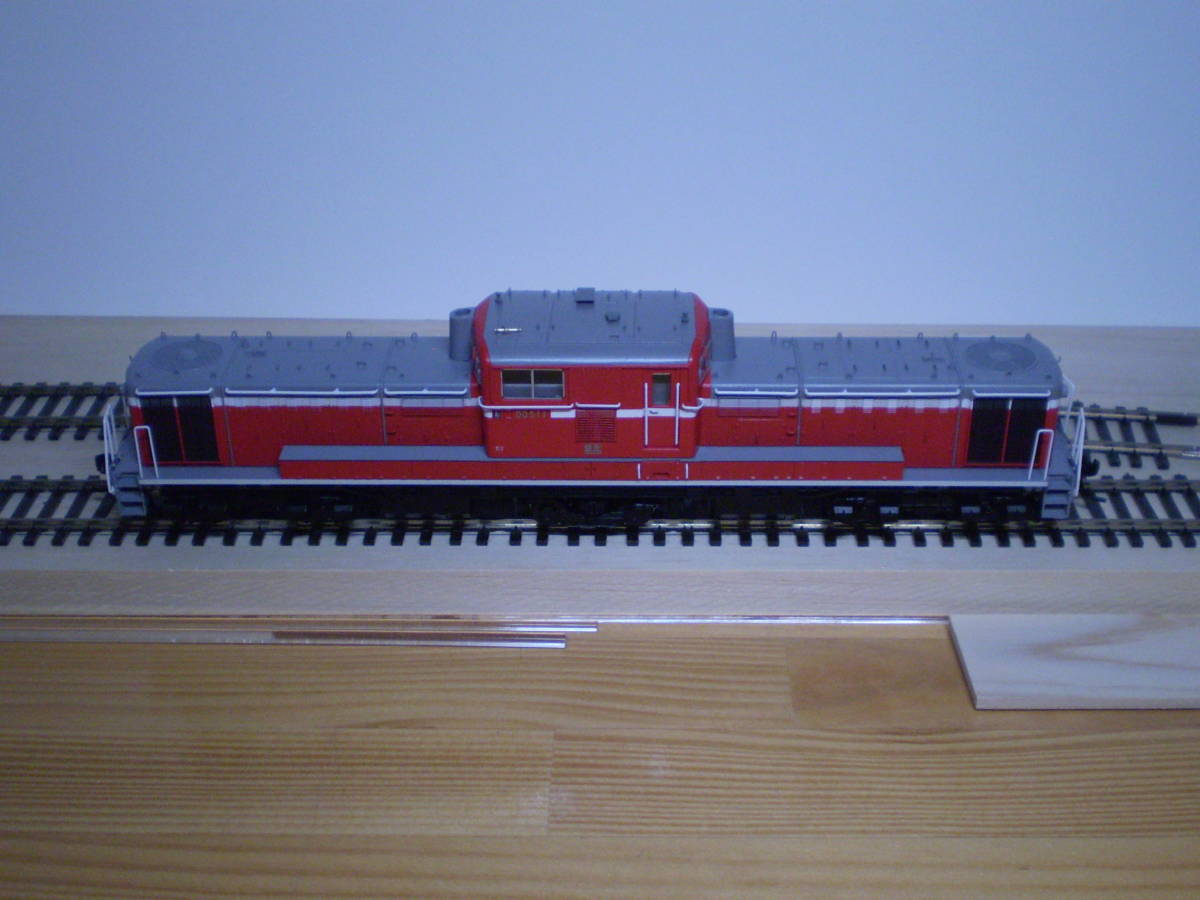 み*ん様 KATO DD51 HO キャブ点灯加工など nゲージ 人形 運転士