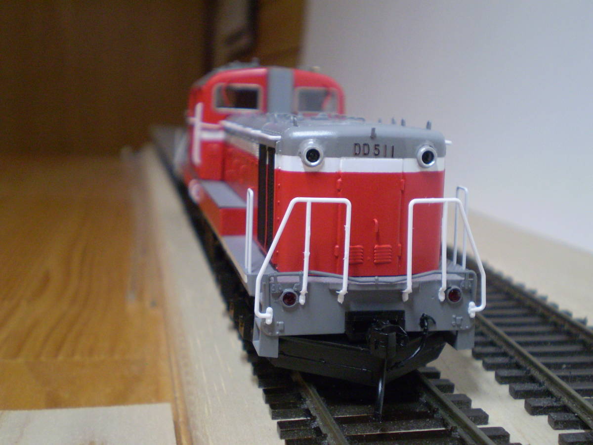 み*ん様 KATO DD51 HO キャブ点灯加工など nゲージ 人形 運転士