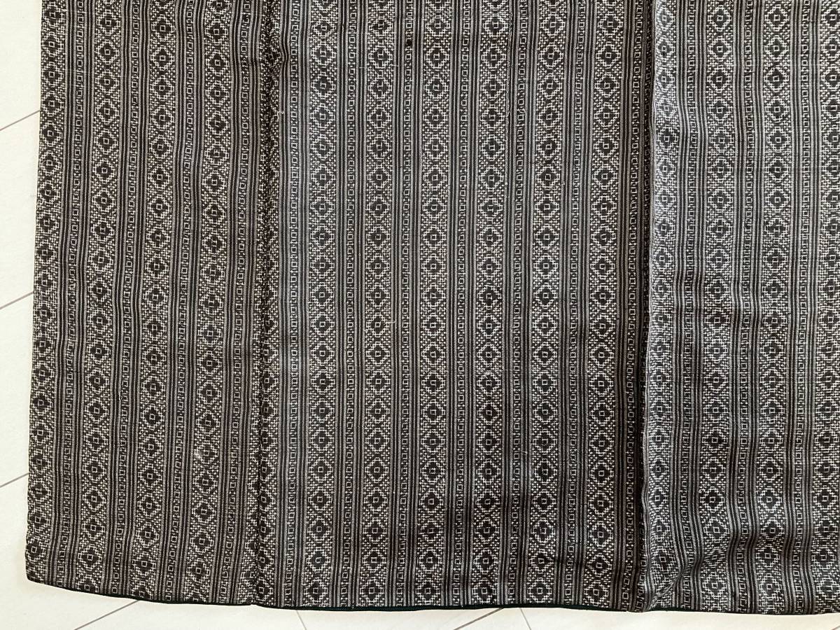 □e1770□中古□正絹□龍郷 泥大島紬 袷 着物□丈150 裄62 (大島紬