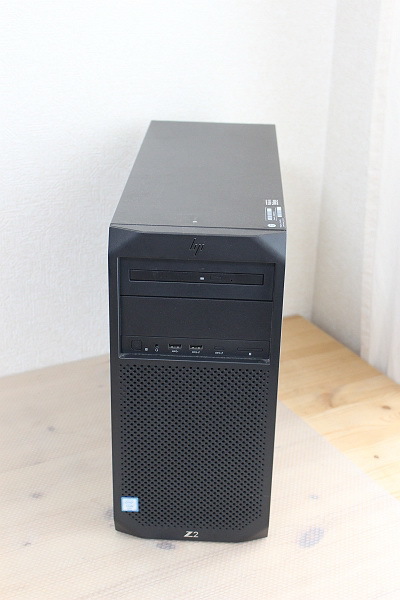 ★HP Z2 G4 WorkStation (XeonE-2144G-3.6GHz/メモリ16GB/SSD512GB+HDD500GB/Multi/グラボ無/OS無）★