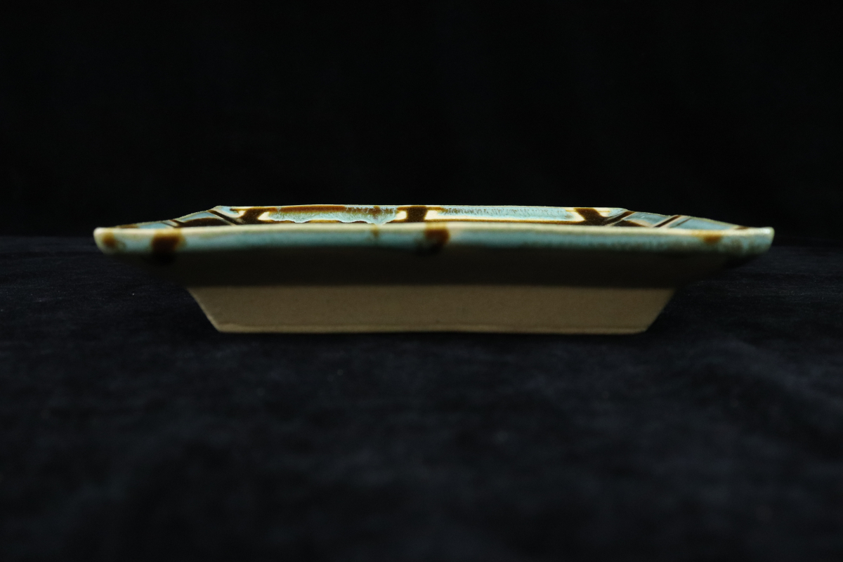 ◎【銘あり】益子焼 明石庄作 焼物 角皿 21cm 陶歴 共箱 付き 和 青 黒