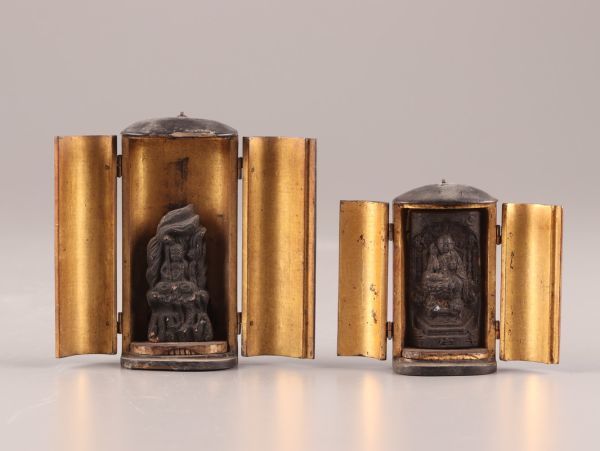 木彫　仏像　時代　厨子付き 買い超特価 仏教美術 時代木彫 仏像 厨子 二点 時代物 極上品 初だし品