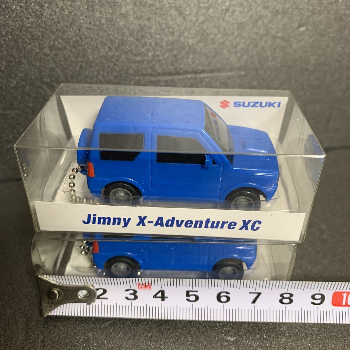 2個☆非売品ジムニー クロスアドベンチャー XC 走るキーホルダー 新品 