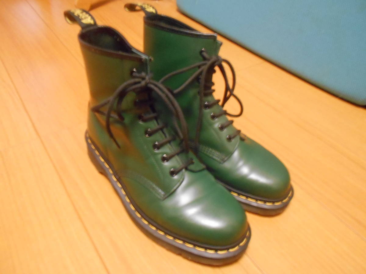 ☆送料無料の美品☆定番人気のグリーン8ホール☆UK9☆