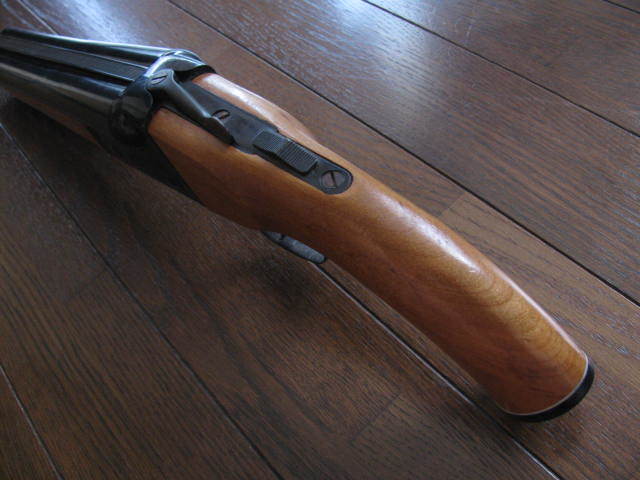 CAW モデルガン ハドソンリバイバル MAD MAX プラグリップ