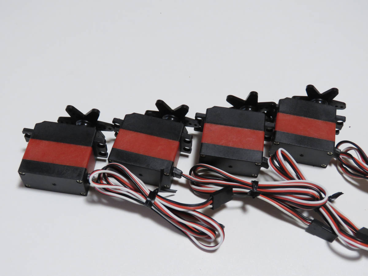 フレックスイノベーション　飛行機用ミニサーボ　ＤＳ３４ＨＶ×４個　中古品