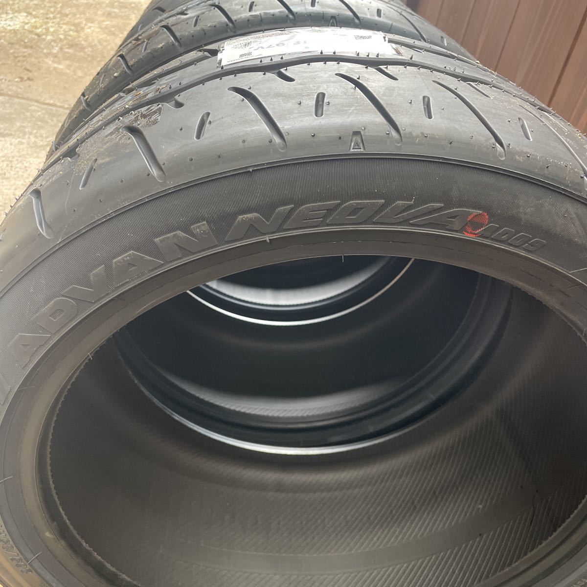 新品未使用！ヨコハマ アドバン ネオバADVAN NEOVA AD09 265/35R18 4本 
