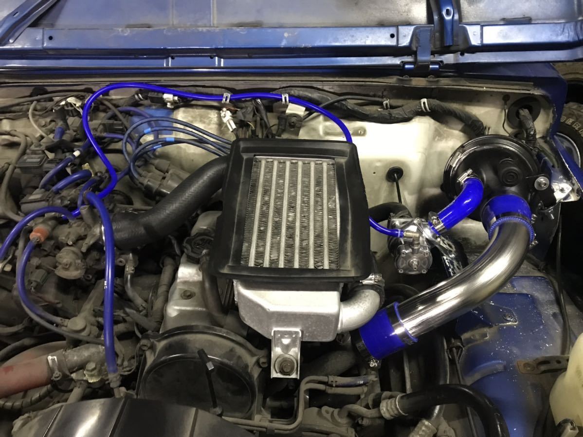 【奇跡的超美品】ジムニーJA22,11.12BLITZサクションインテークキット 希少良美品ジムニーJA11JA12 BLITZ サクションインテークシステム