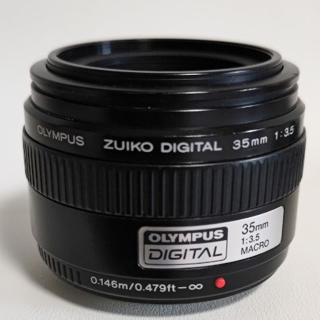 銘玉 OLYMPUS ZUIKO DIGITAL 35mm f3.5 Macro Filter size 52mm