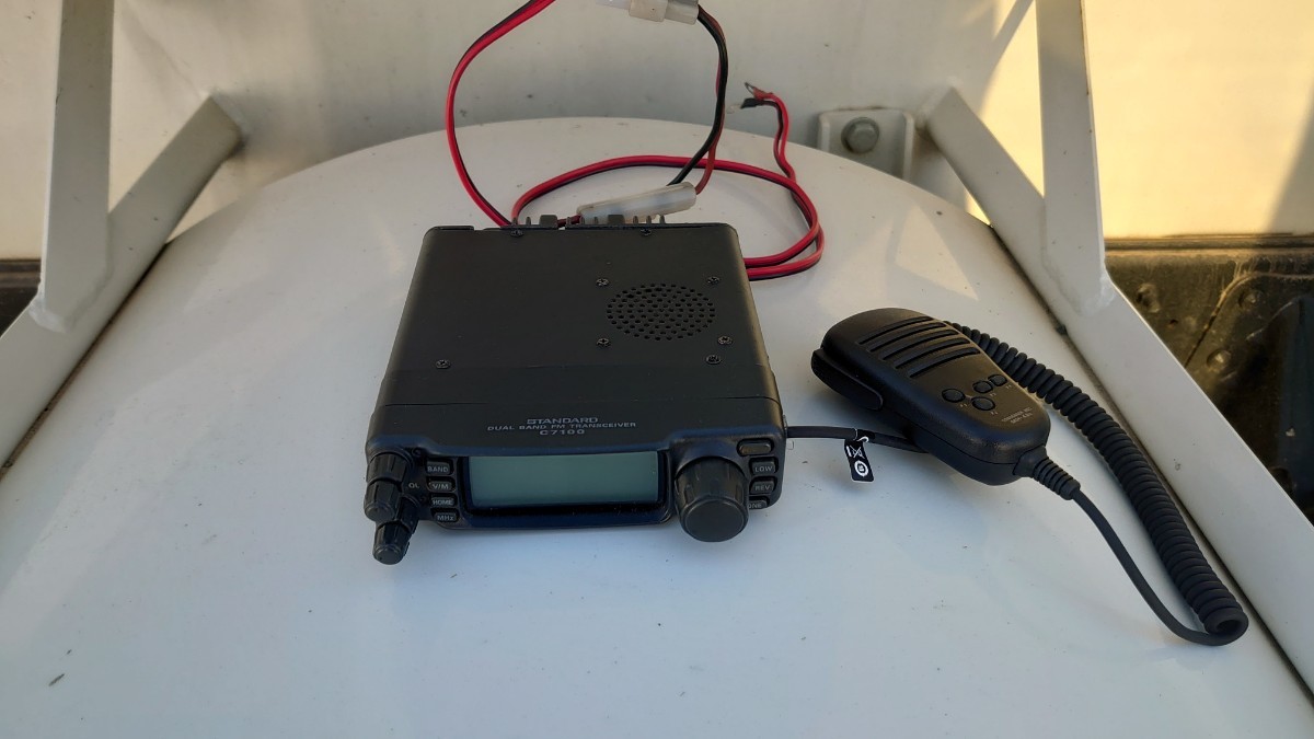 Standard c7100 アマチュア無線 C7100 スタンダード 受信機 (20W)動作