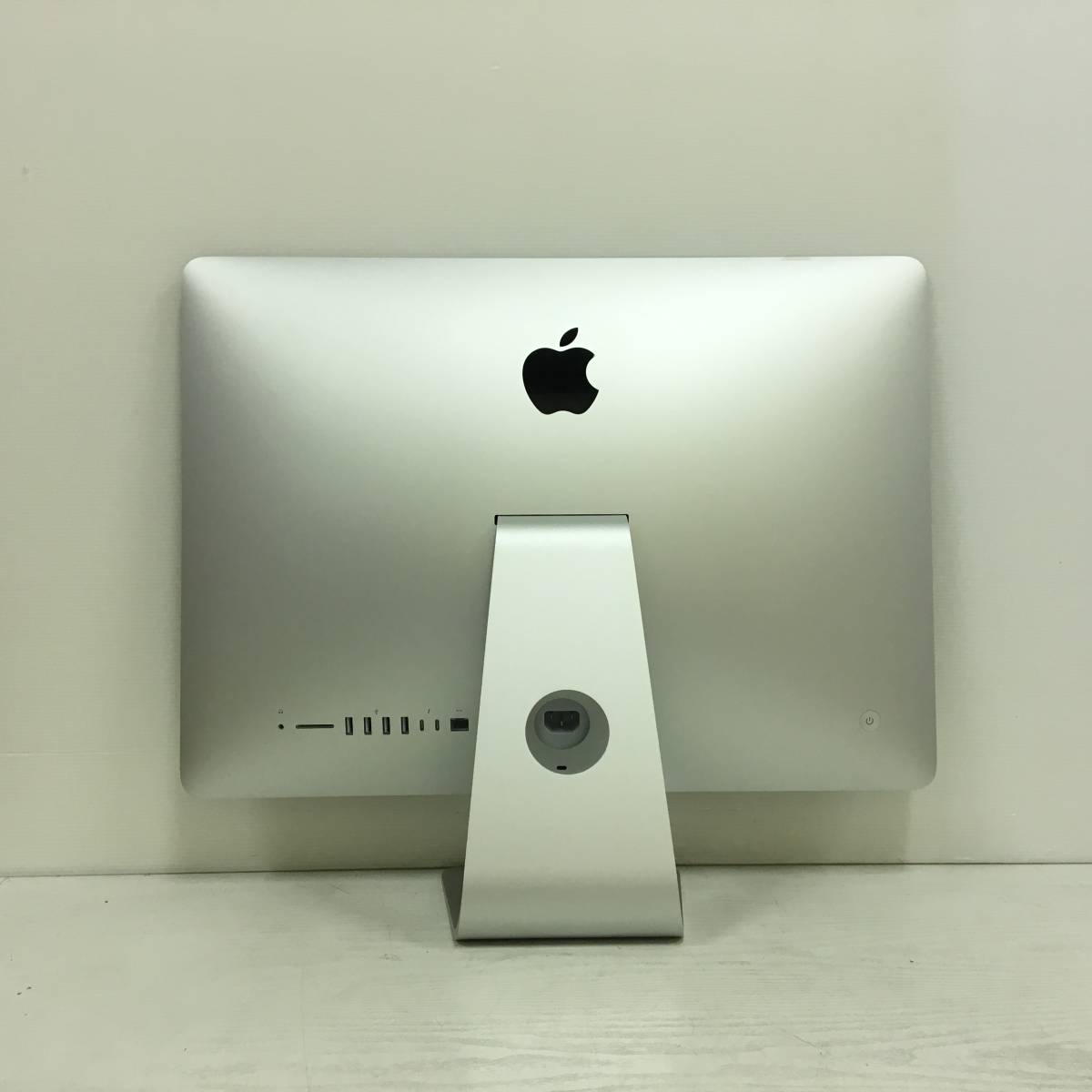 iMac Retina 21.5インチ Apple 4K - 2017) i5 (Mid Core (Retina 動作 