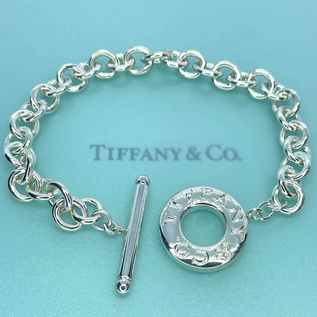 ティファニー ロゴ トグル シルバー ブレスレット Tiffany チェーン