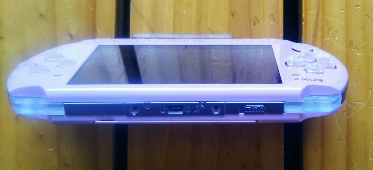 ① FW6.60 PSP-3000 メモリーカード4GB 充電器 作動品 