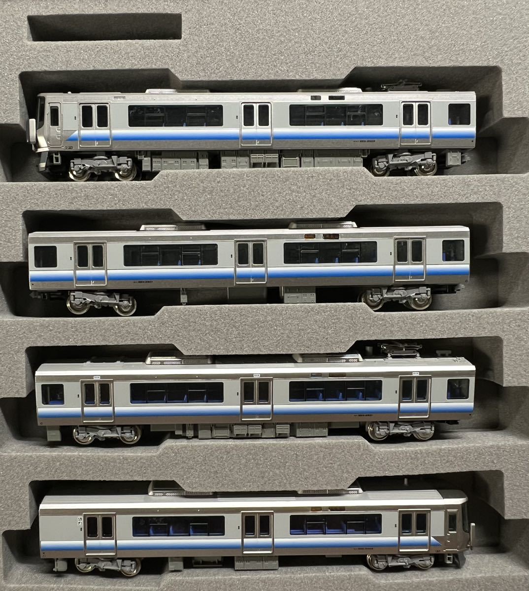 KATO ラウンドハウス 10-951 223系2500番台〈関空・紀州路快速〉タイプ 