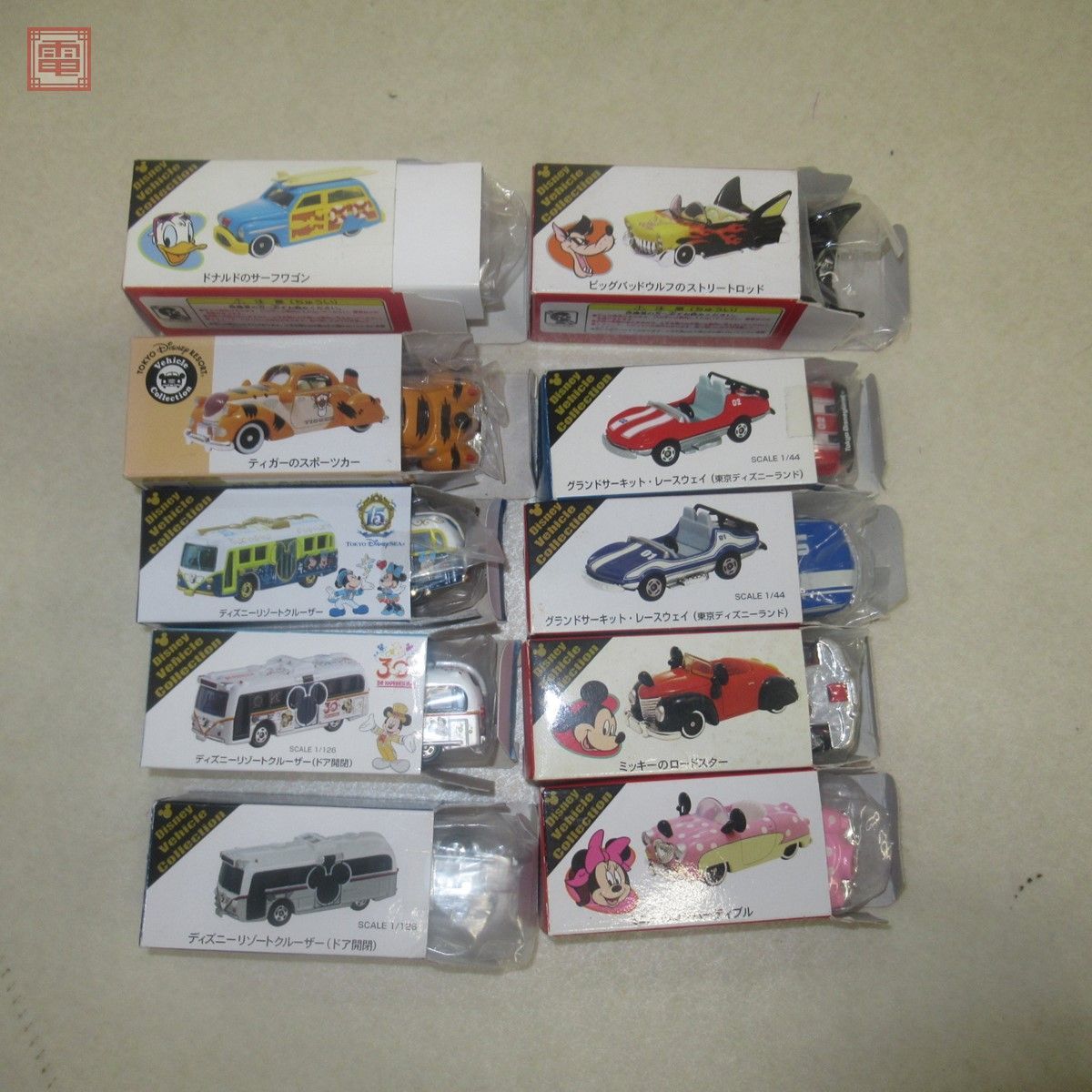 トミカ ディズニー ビークル コレクション ドナルドのサーフワゴン 