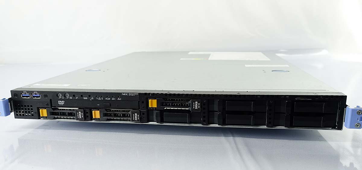 ラックサーバー NEC Express5800/R110h-1 N8100-2322Y/E3-1220 v5/メモリ24GB/HDD300GBx3 SAS/OS無/1U/サーバ S072417 NEC Express5800⁄R110h-1 | v5 N8100-2322Y⁄E3-1220 NEC、奥行き1⁄2の1Uラック型サーバ「Express5800⁄i110Ra-1h」を