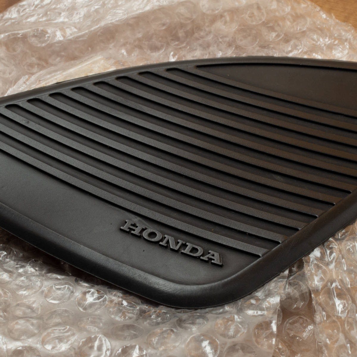 保管品 ホンダ 純正 GB250 初期型タンク ニーグリップパッド タンク