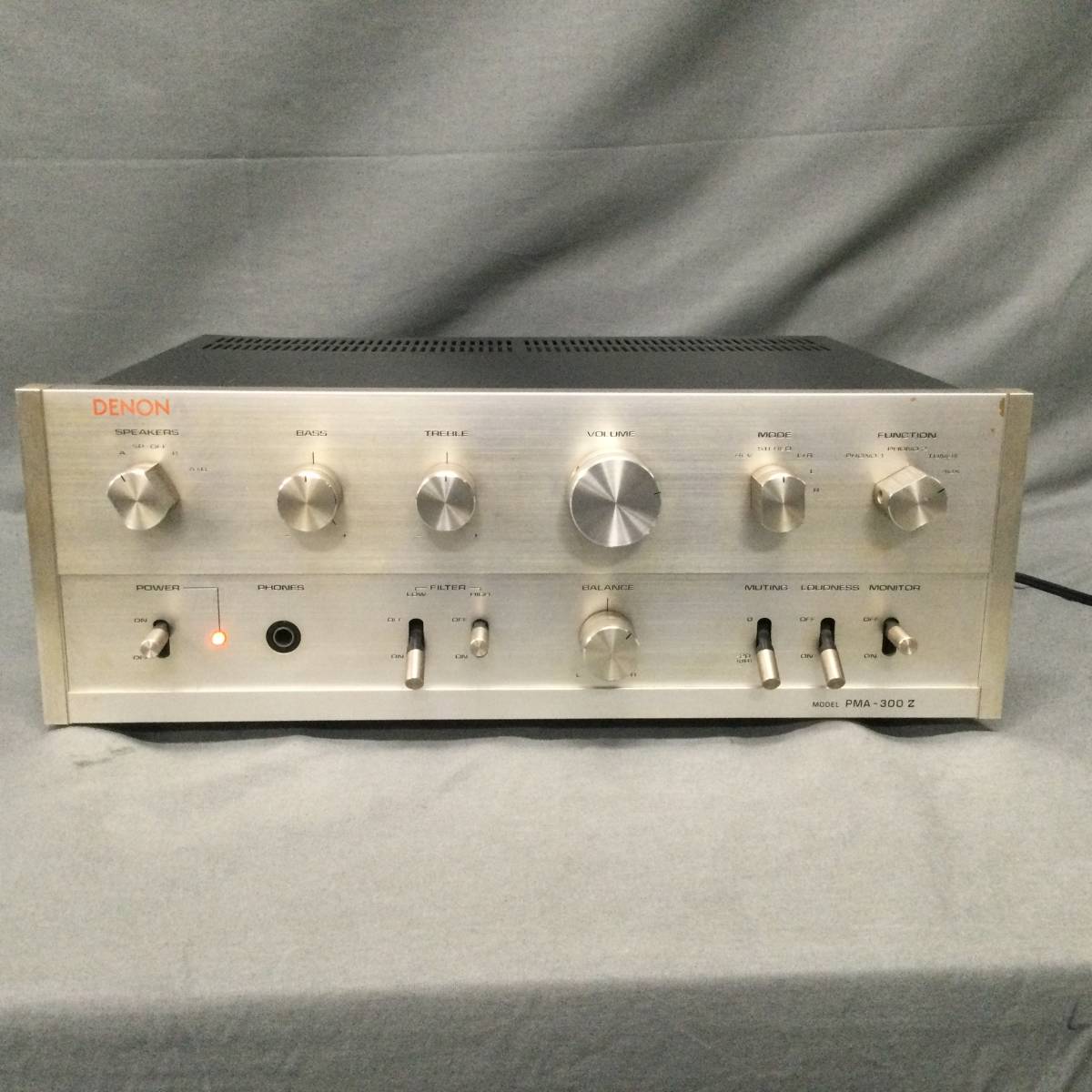 050725 240424 DENON デノン プリメインアンプ アンプ PMA-300 Z シルバー系カラー 通電OK オーディオ機器