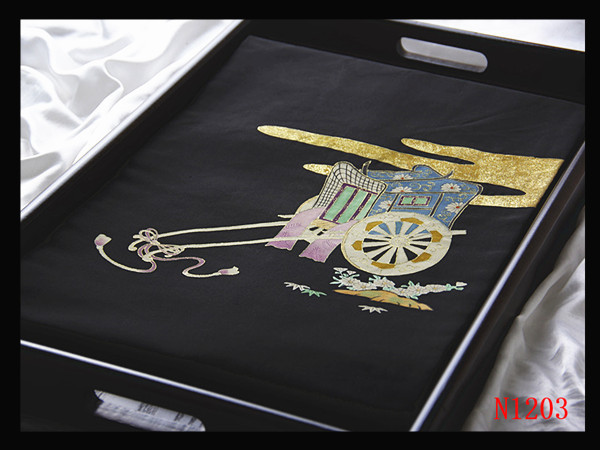 塩瀬 手描き友禅染め N1203厳選逸品 御所車文 黒色地 気品豊か K556