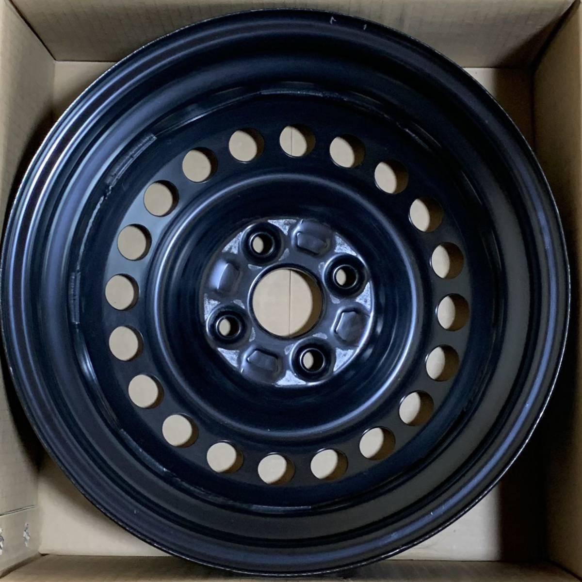 新車外し ダイハツ 純正 スチールホイール14インチ 4.5J＋45 PCD100 4