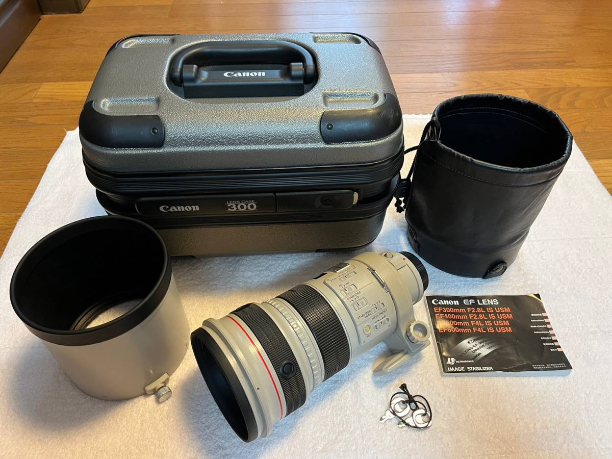 USM Canon EF 300mm IS Lens II f⁄2.8L Review L : Camera com F2.